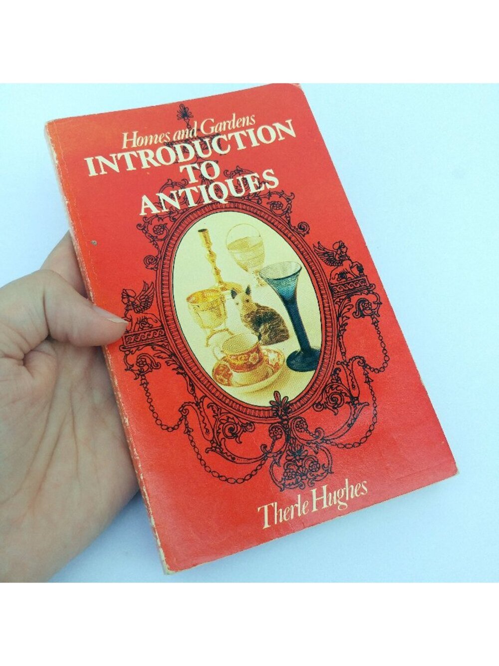 Vintage 1973 Home and Gardens Introductions to Antiques Book, Retro Collecting